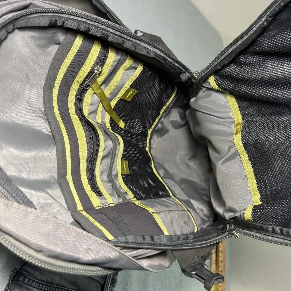 The North Face Router Transit Large 41 L Backpack School Hiking Travel Camping